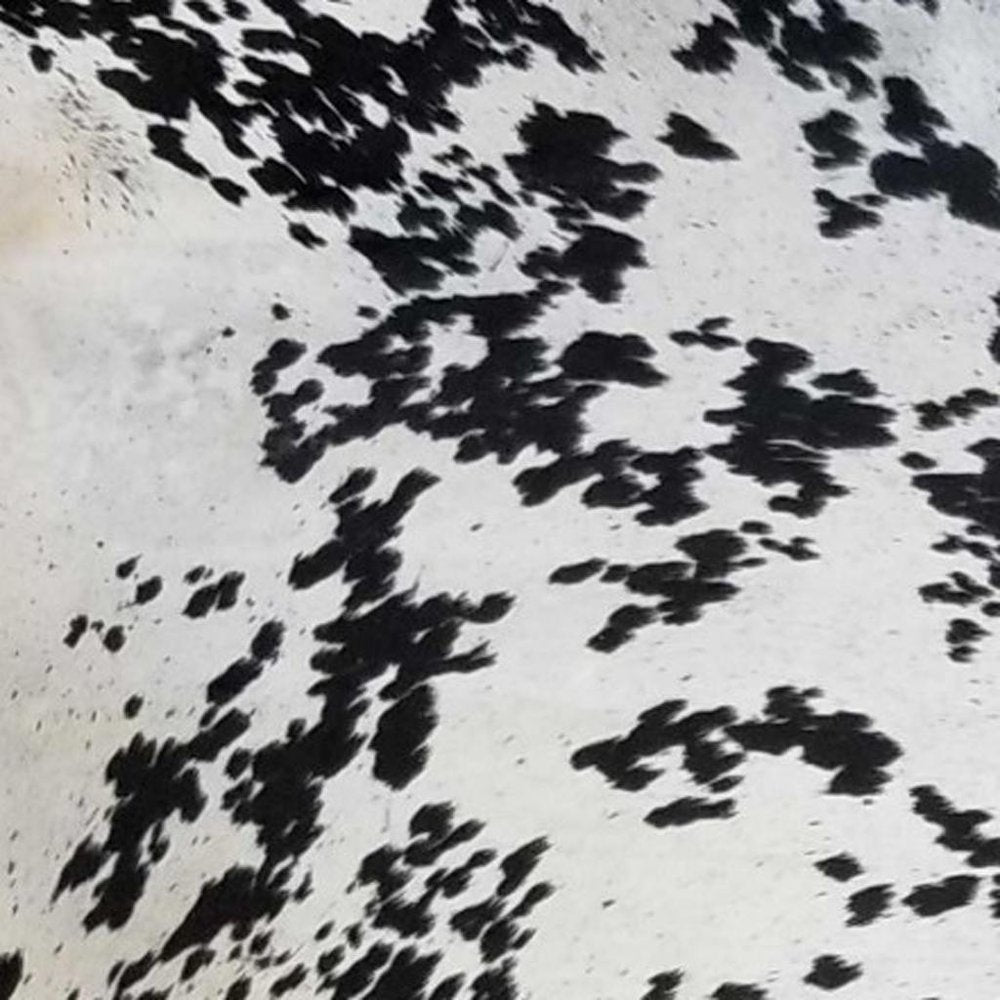 6' X 7' Black And White Cowhide Handmade Area Rug