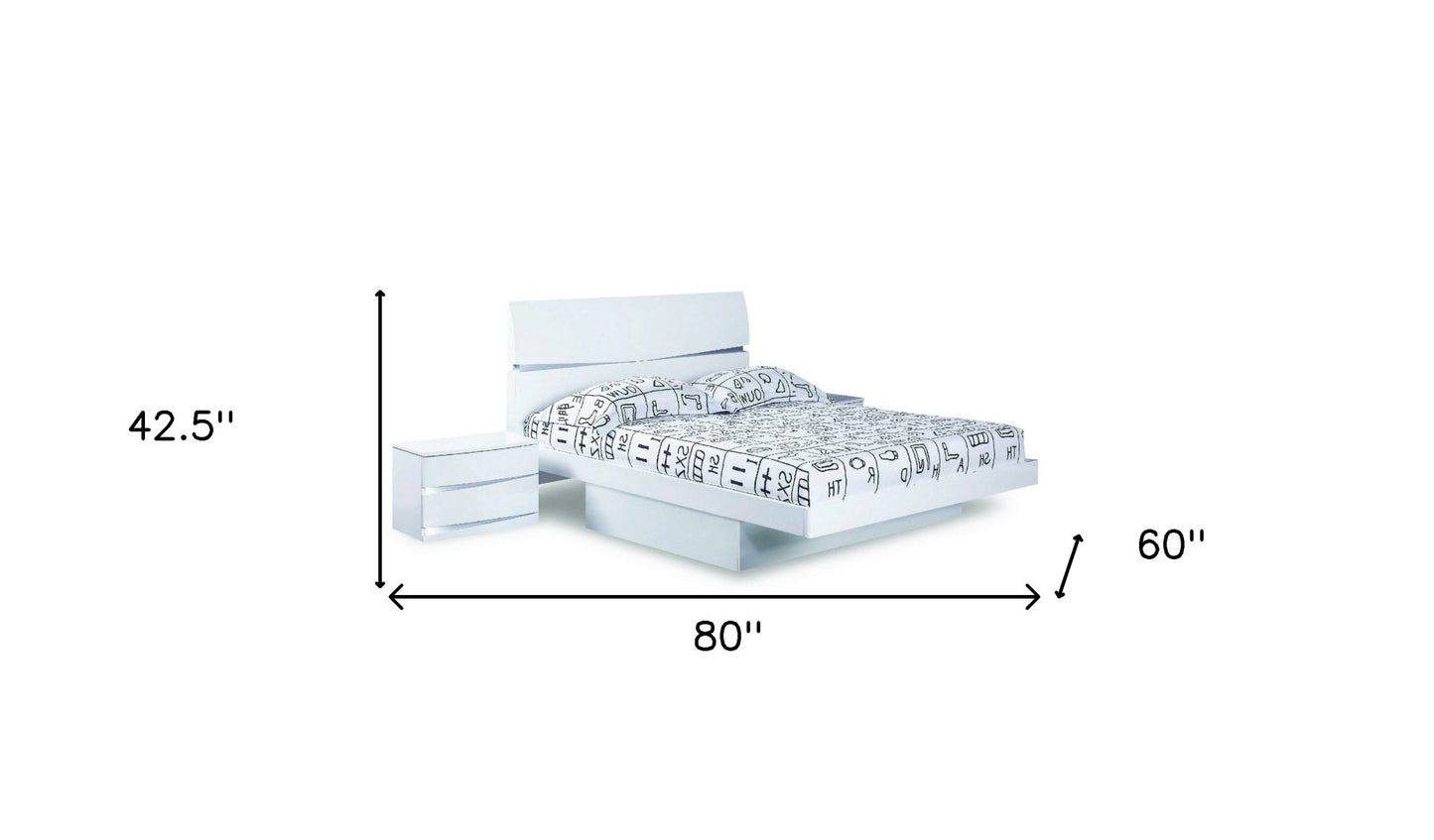 80'" X 60'"  X 42.5'" Modern Queen White High Gloss Bed