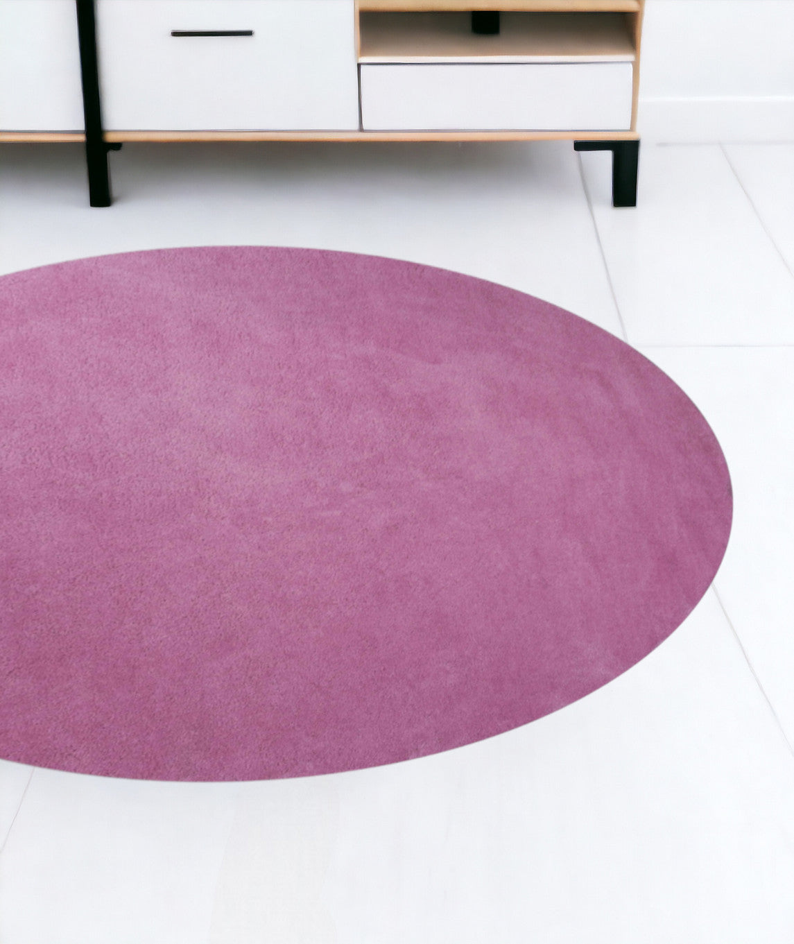 9' X 13' Polyester Hot Pink Area Rug