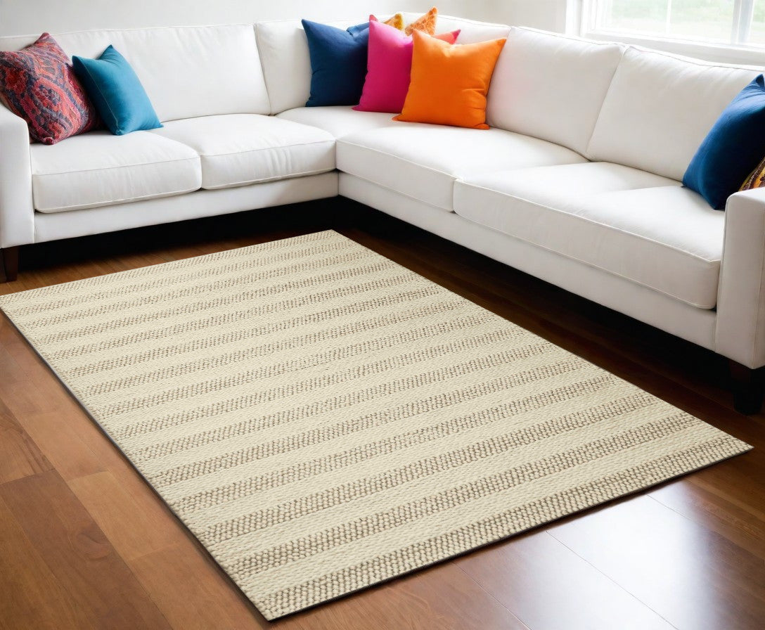 9' X 13' Wool White Area Rug