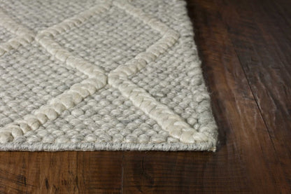 9' X 13' Gray And Ivory Wool Diamond Hand Woven Area Rug