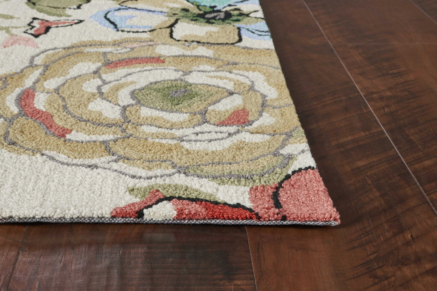 5' X 8' Sand Beige Hand Hooked Oversized Floral Indoor Area Rug