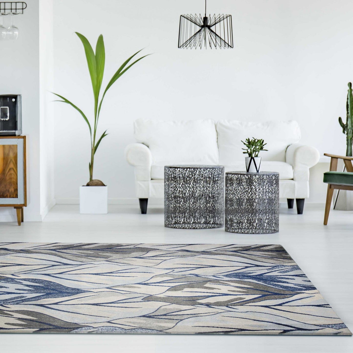 8'X11' Grey Navy Machine Woven Oversized Leaves Indoor Area Rug