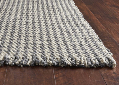 5' X 8' Ivory And Gray Wool Houndstooth Hand Woven Area Rug With Fringe