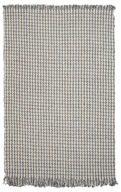 5' X 8' Ivory And Gray Wool Houndstooth Hand Woven Area Rug With Fringe