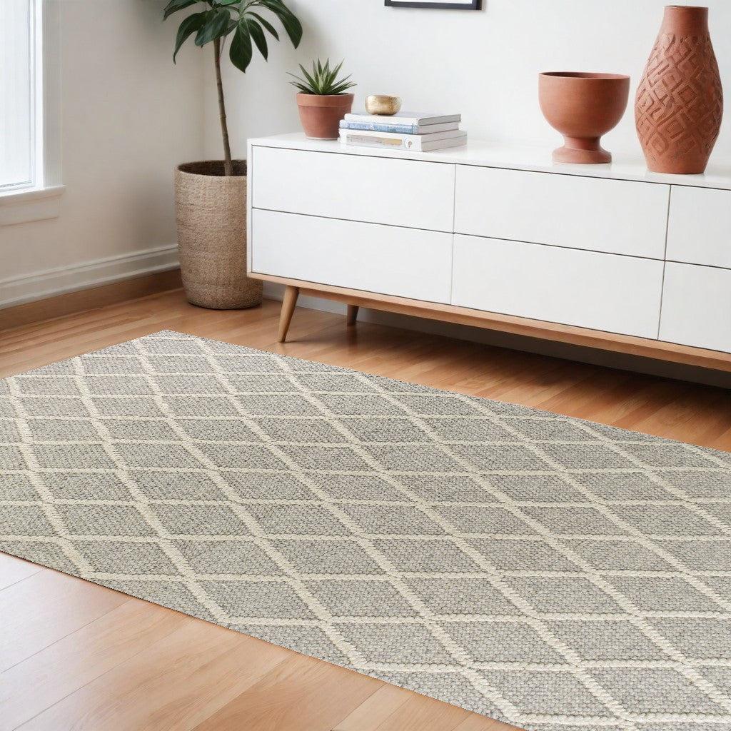 9' X 13' Gray And Ivory Wool Diamond Hand Woven Area Rug