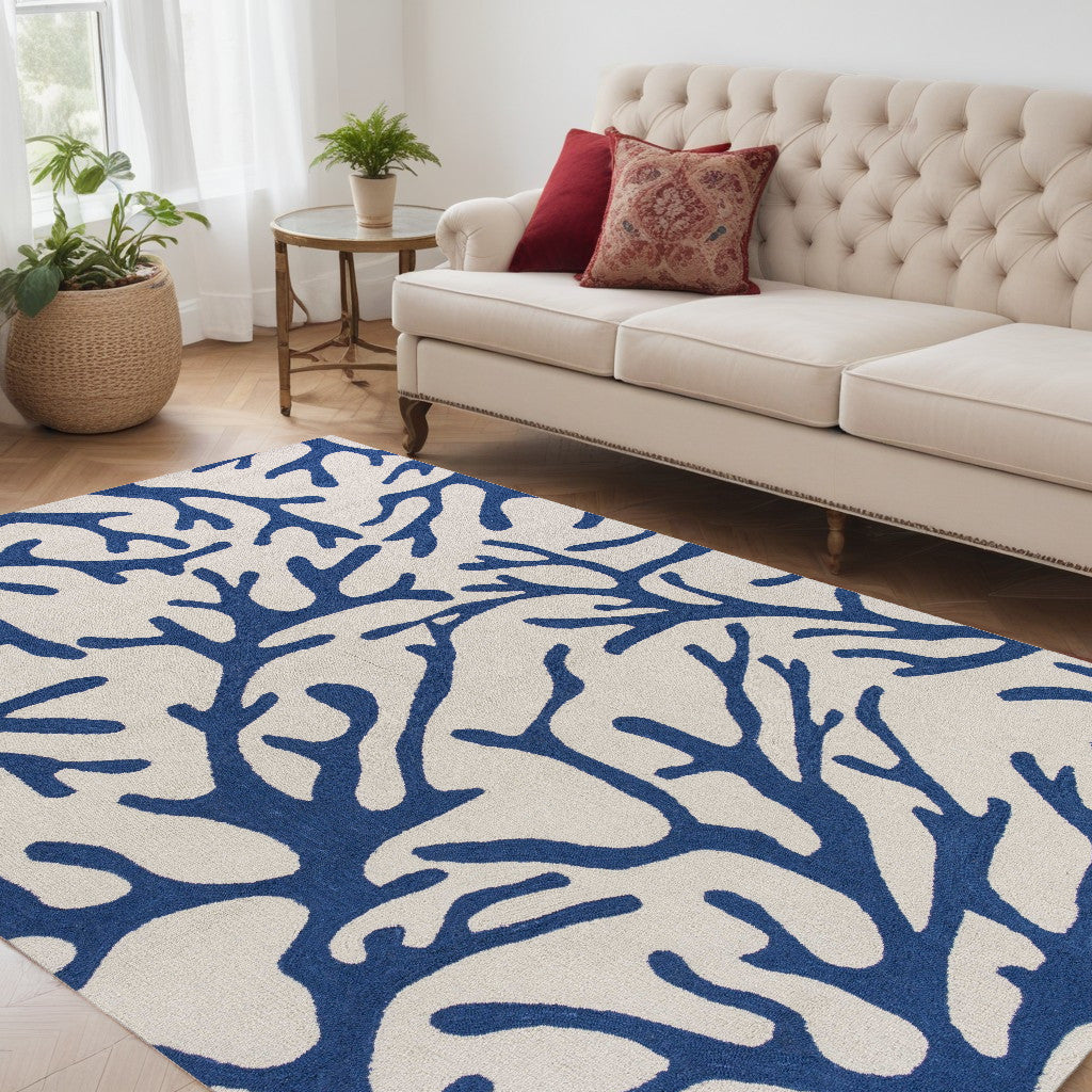 7' Round Ivory Or Blue Corals Indoor Area Rug