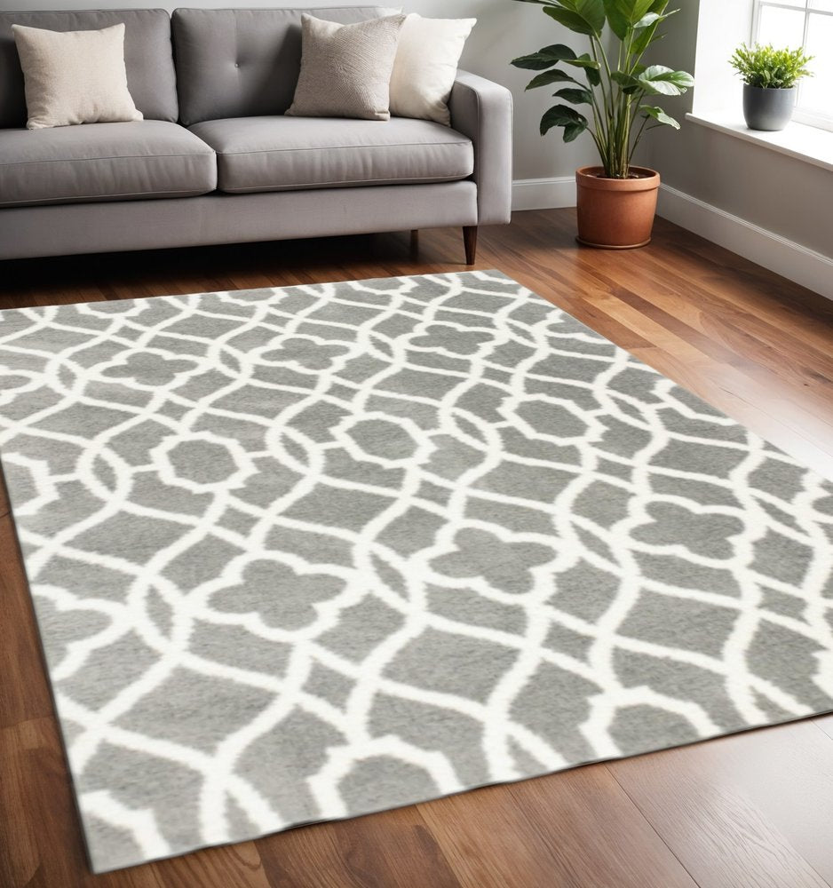 5' X 8' Gray And Ivory Ogee Area Rug