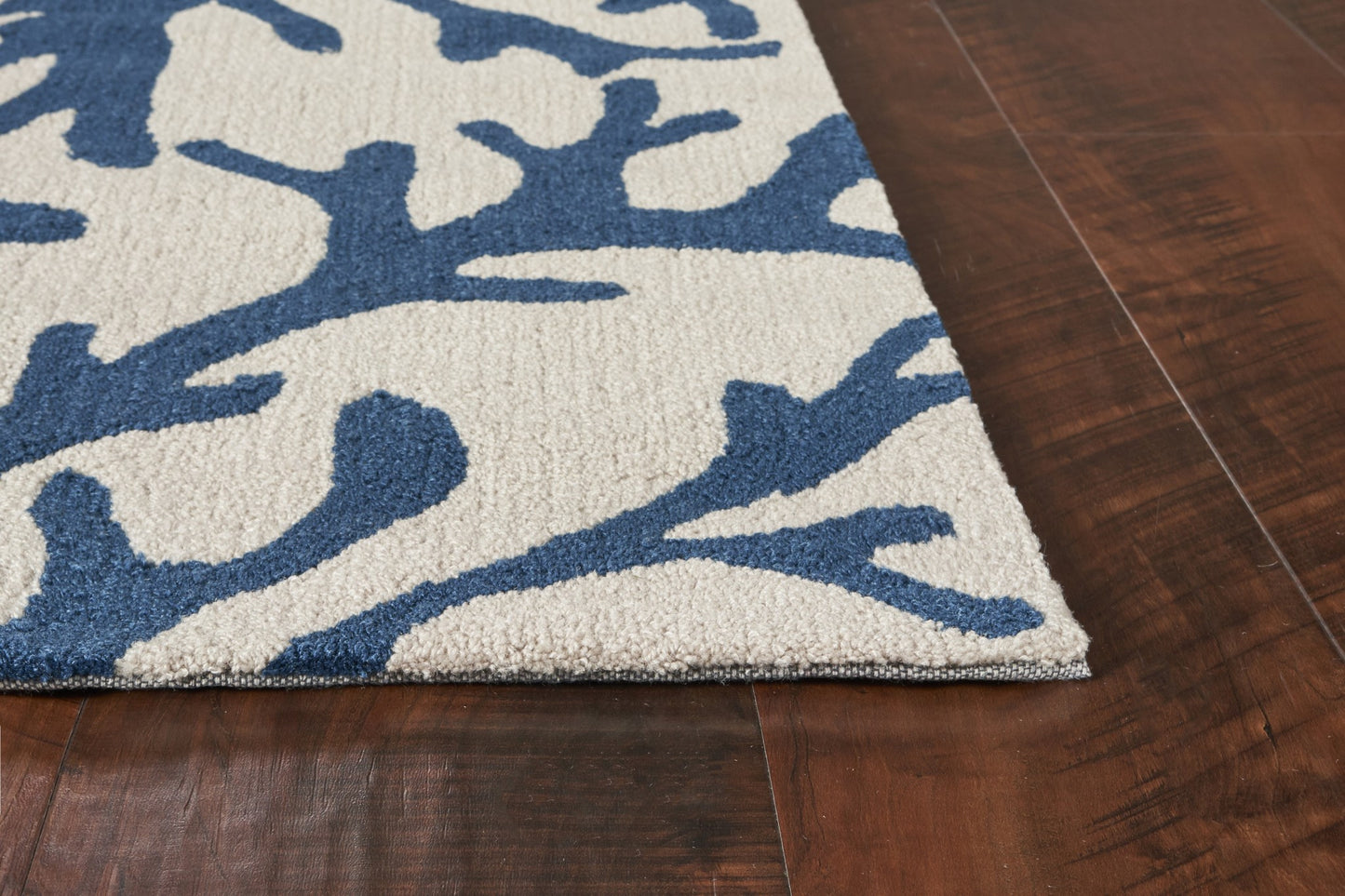 7' Round Ivory Or Blue Corals Indoor Area Rug