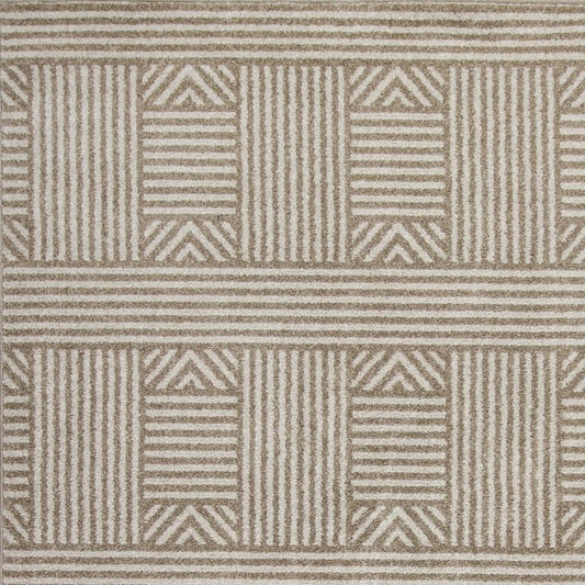 5' X 8' Beige And Ivory Geometric Indoor Outdoor Area Rug