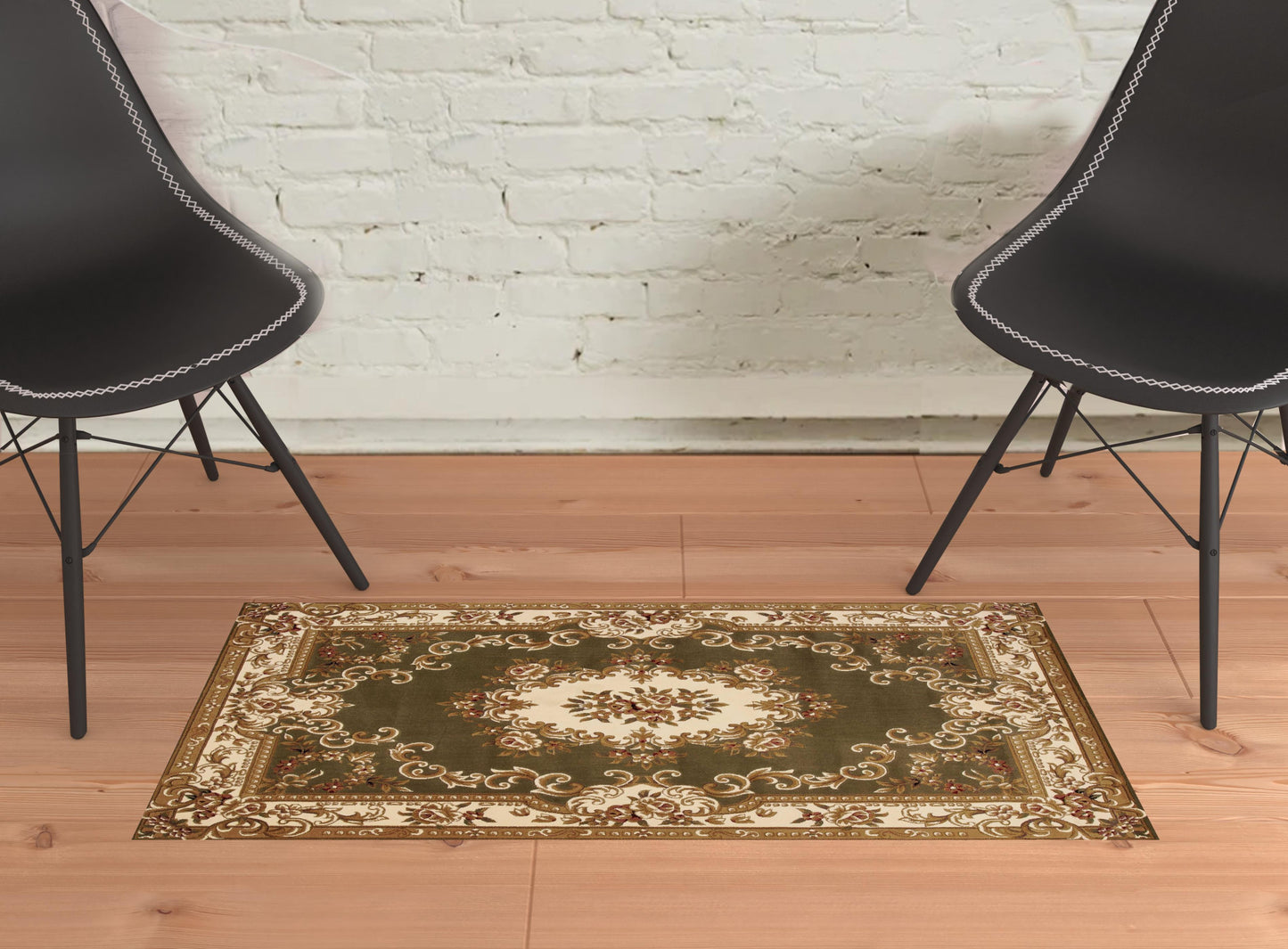 7' X 10'  Polypropylene Greenor Ivory Area Rug