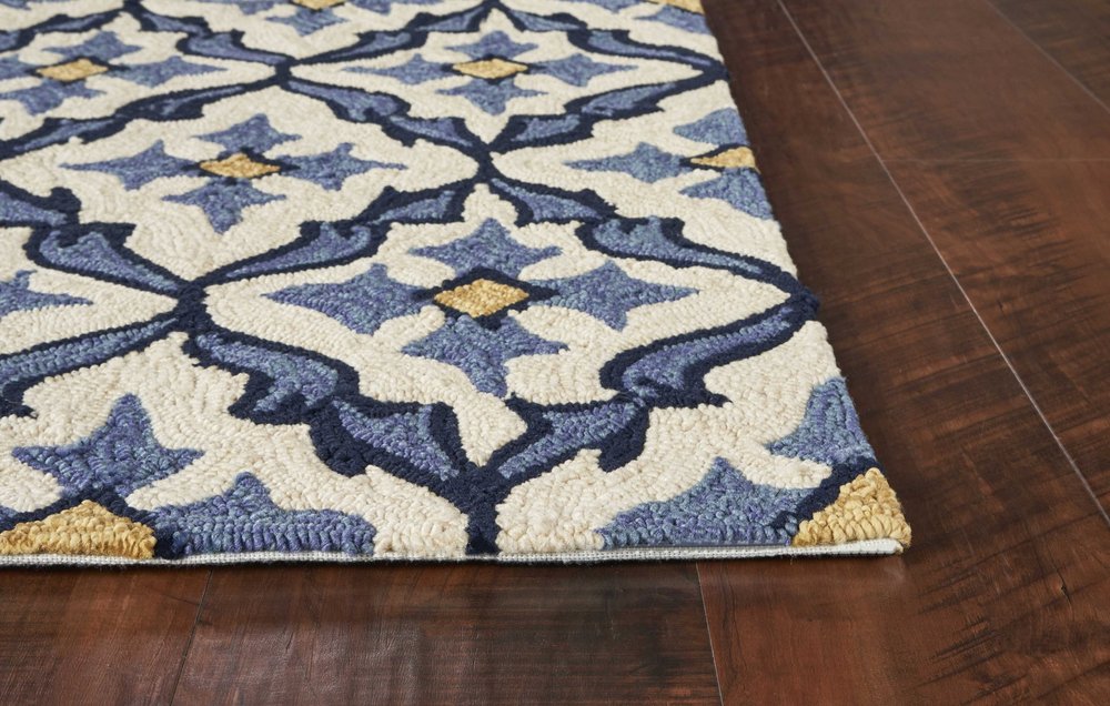 5' X 8' Ivory And Blue Moroccan Indoor Outdoor Area Rug