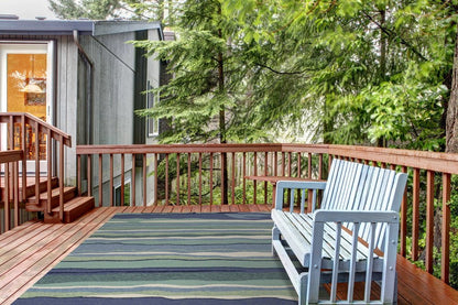 2' X 3' Blue and Ivory Abstract Handmade Indoor Outdoor Area Rug