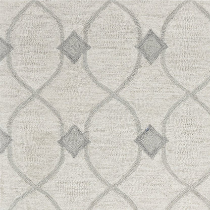 5' X 7' Ivory And Gray Wool Ogee Hand Tufted Area Rug