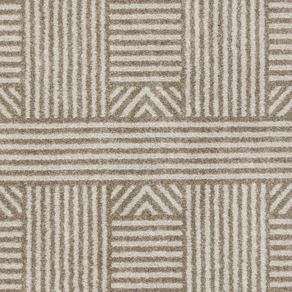 7' X 9' Beige And Ivory Geometric Indoor Outdoor Area Rug