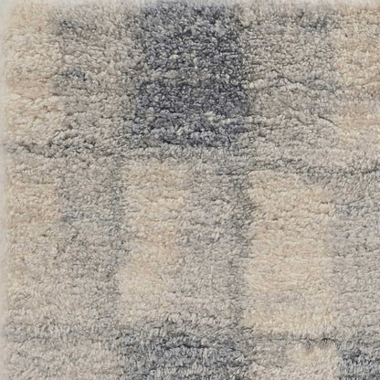 5' X 8' Ivory And Blue Abstract Area Rug