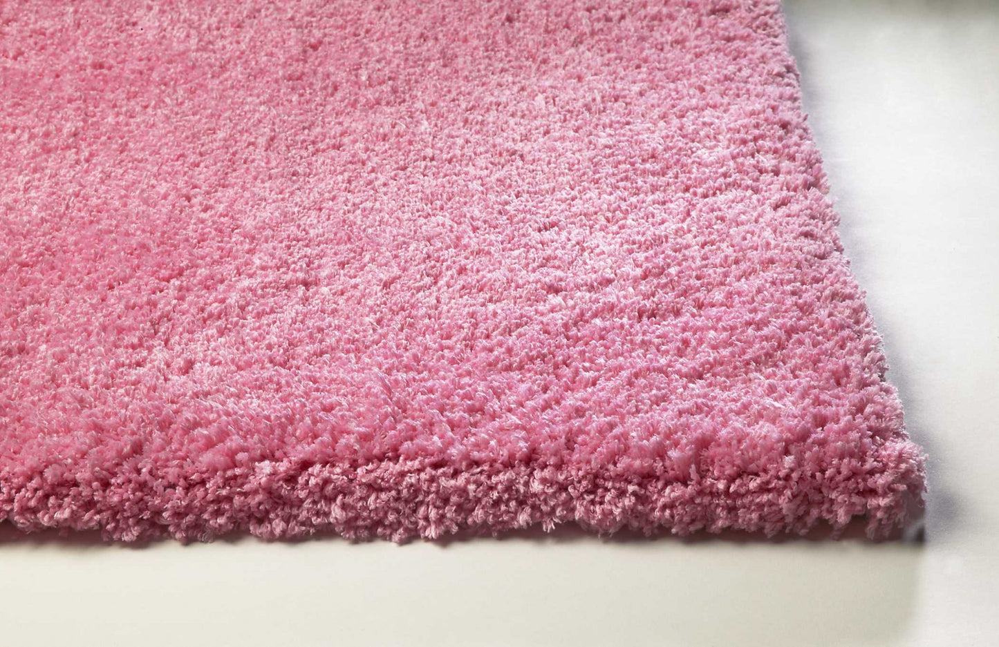 9' X 13' Polyester Hot Pink Area Rug