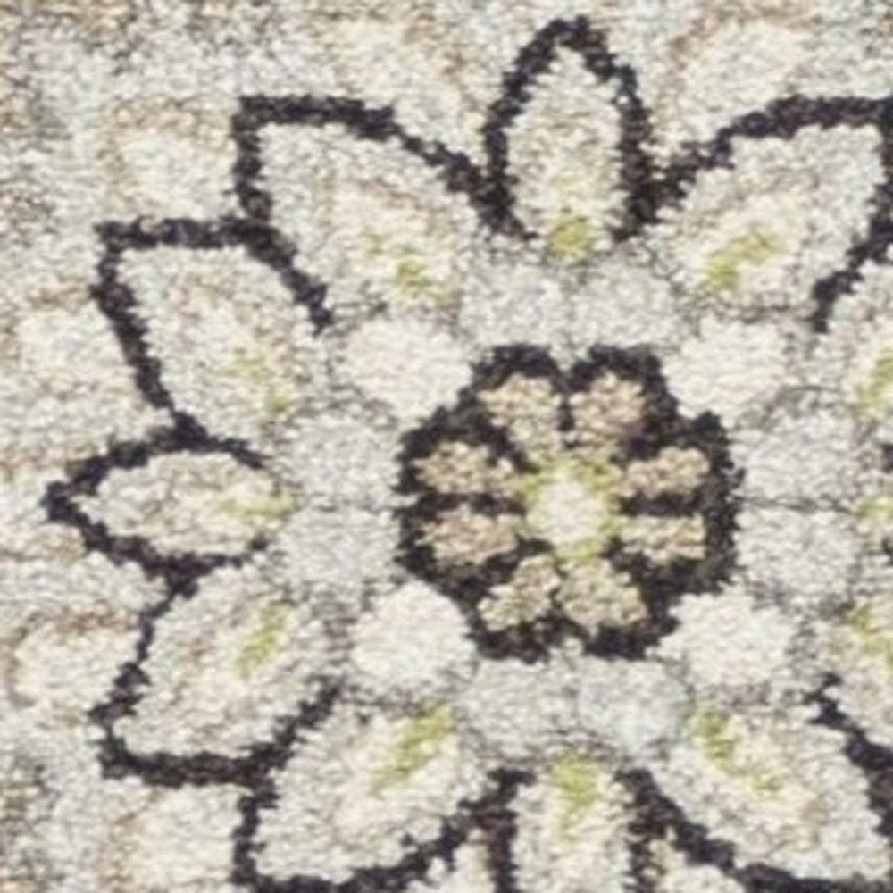 7' X 10' Beige Floral Indoor Outdoor Area Rug