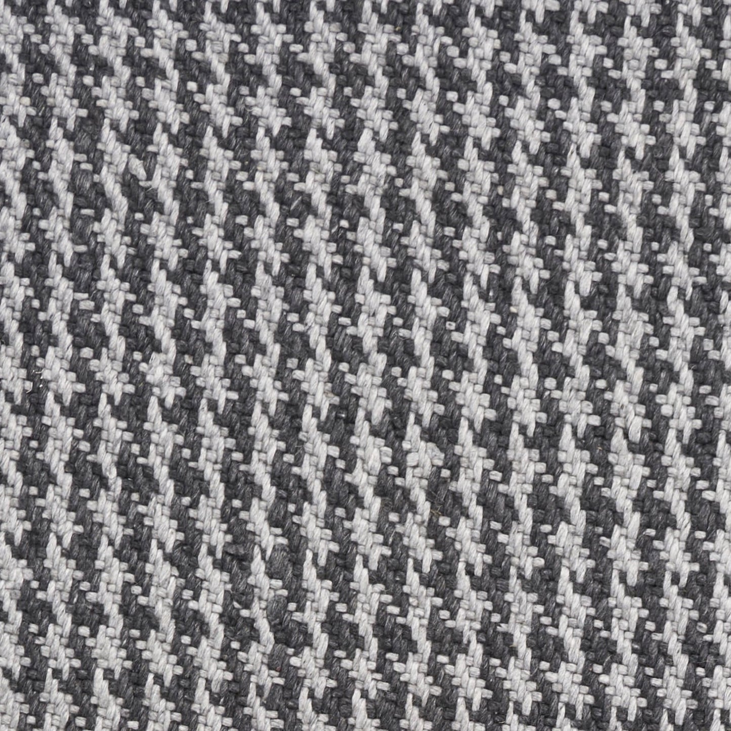 9' X 12' Grey Hand Woven Houndstooth With Braided Fringe Indoor Area Rug