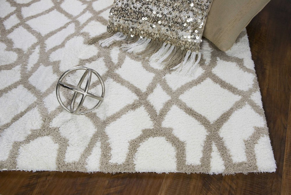 3' X 5' Beige and Ivory Area Rug