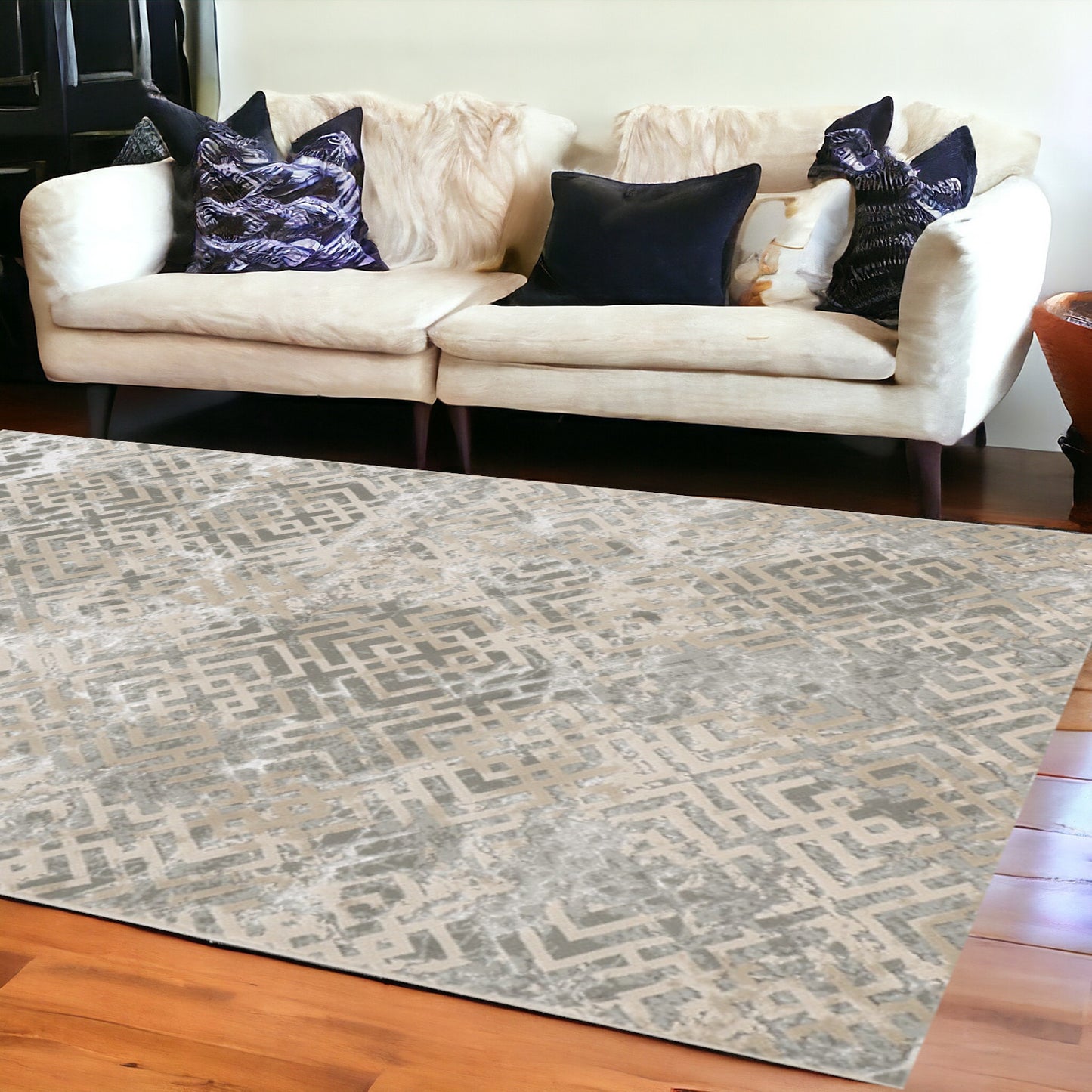 5' X 8' Sand Silver Geometric Maze Pattern Indoor Area Rug