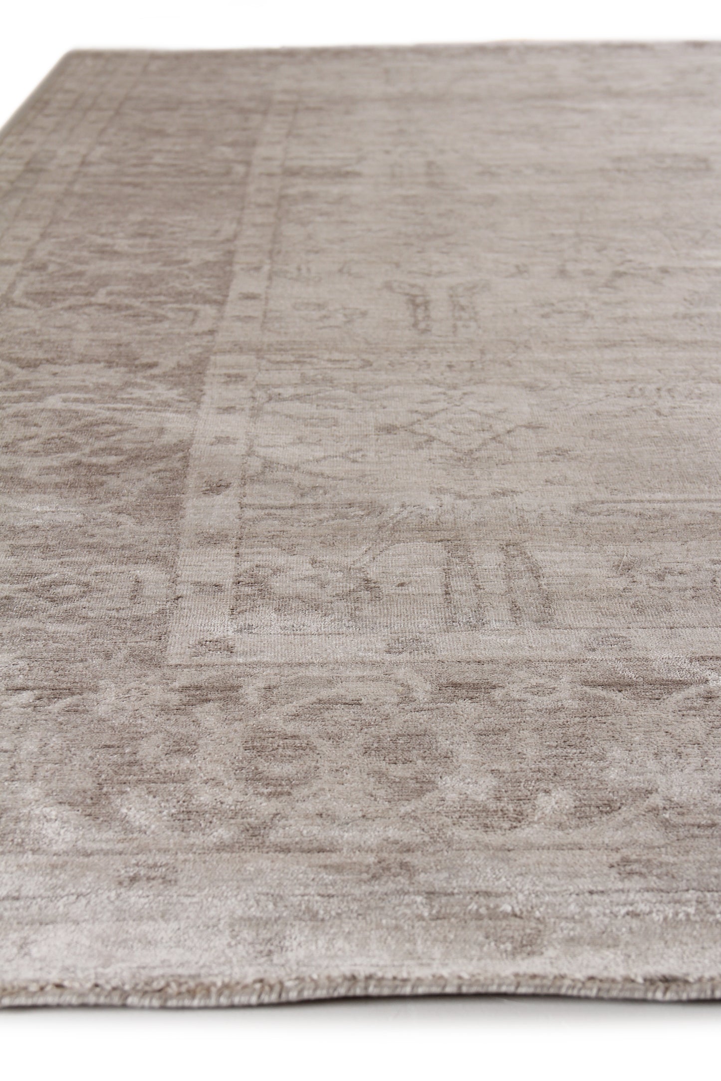 EXQUISITE RUGS OUTLET  Antique'd Silk Indoor Hand Knotted    - 3707-6'X9'