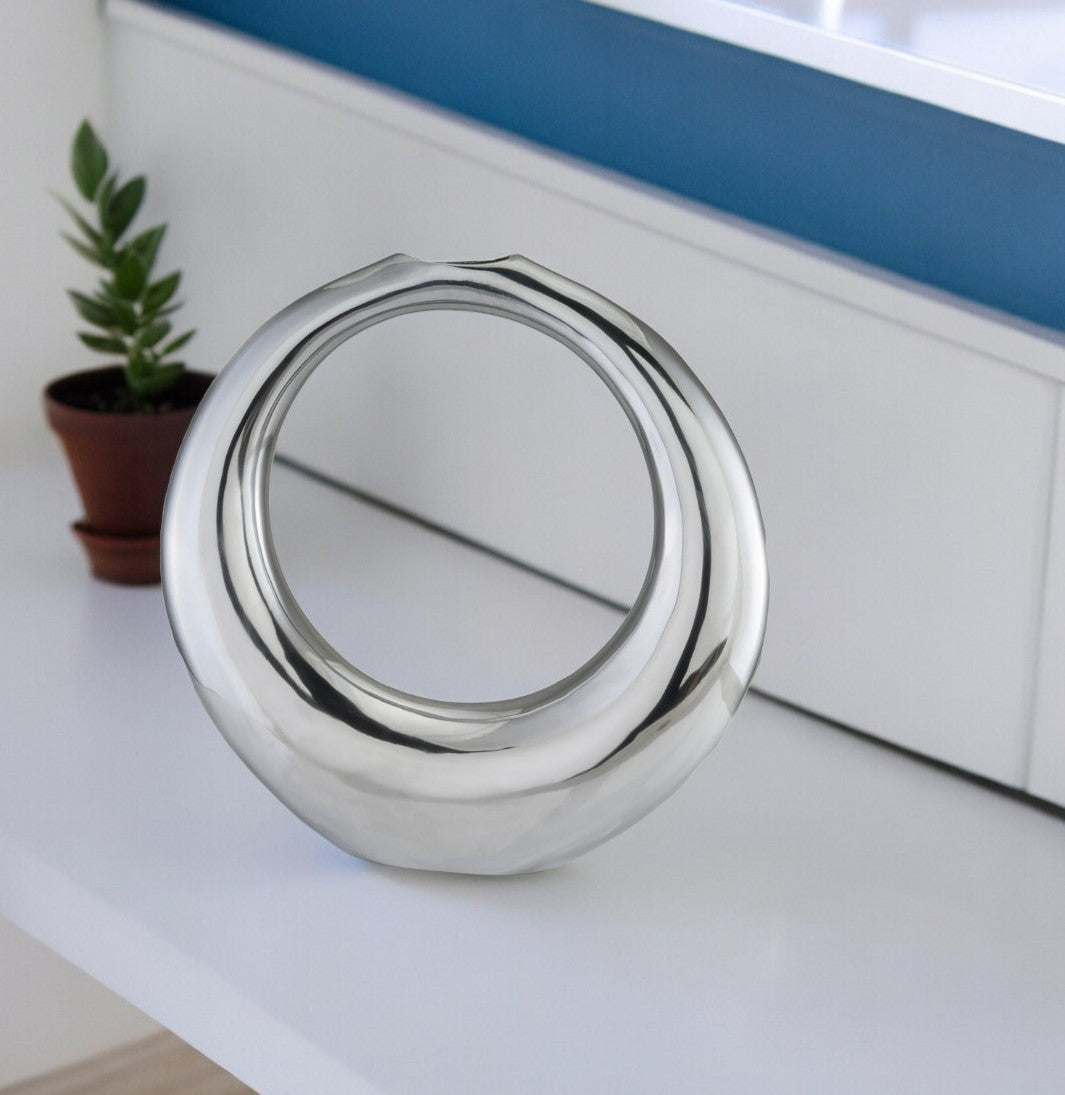 19" Silver Aluminum Ring Hoop Table Vase