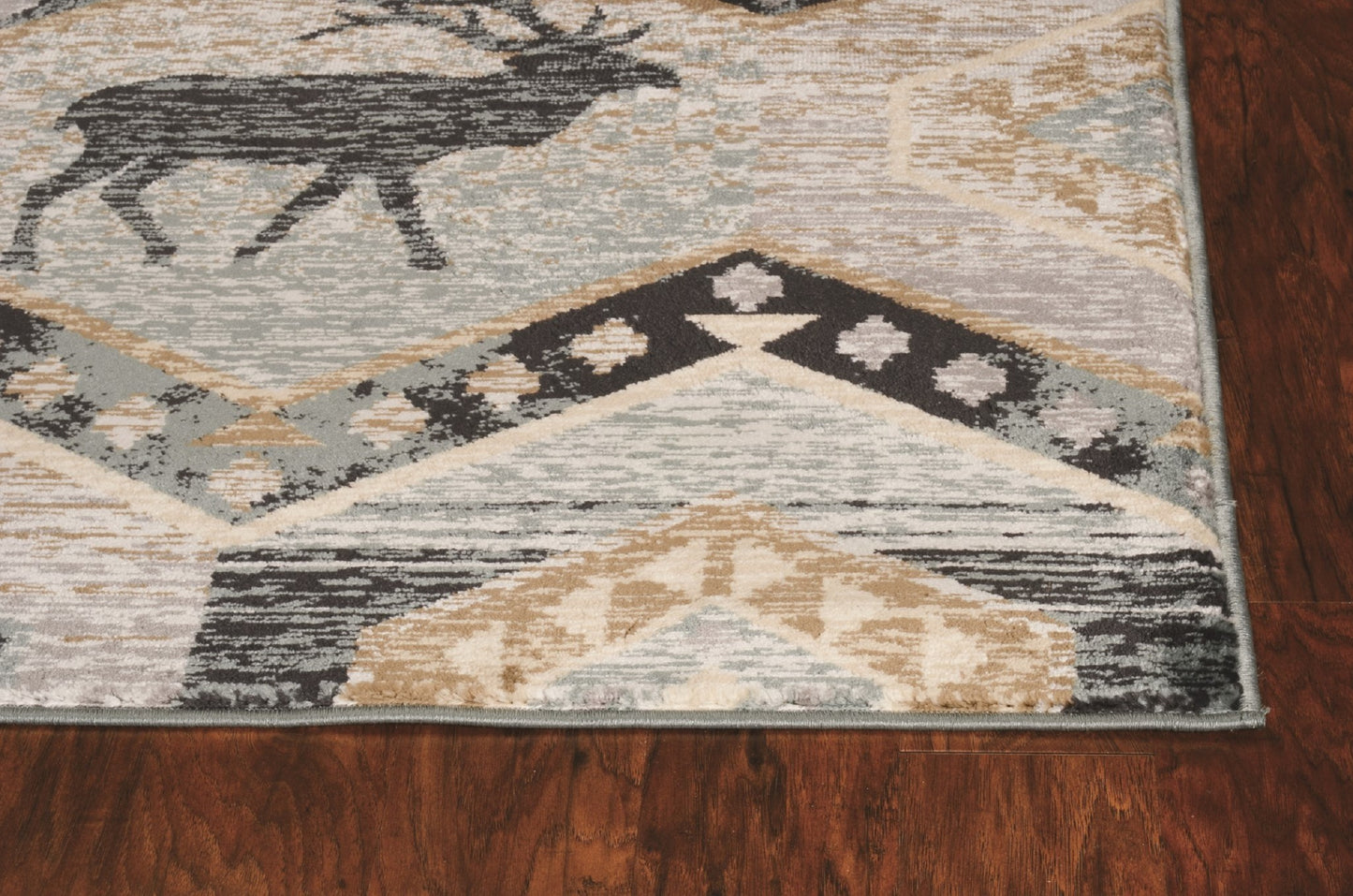 3' X 5' Beige and Ivory Woodland Lodge Area Rug