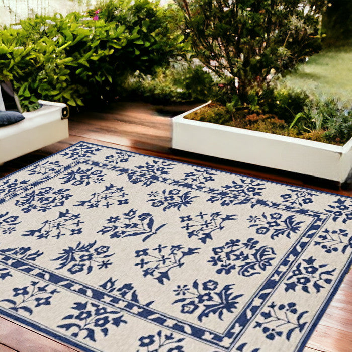 2' X 3' Blue Floral Handmade Indoor Outdoor Area Rug