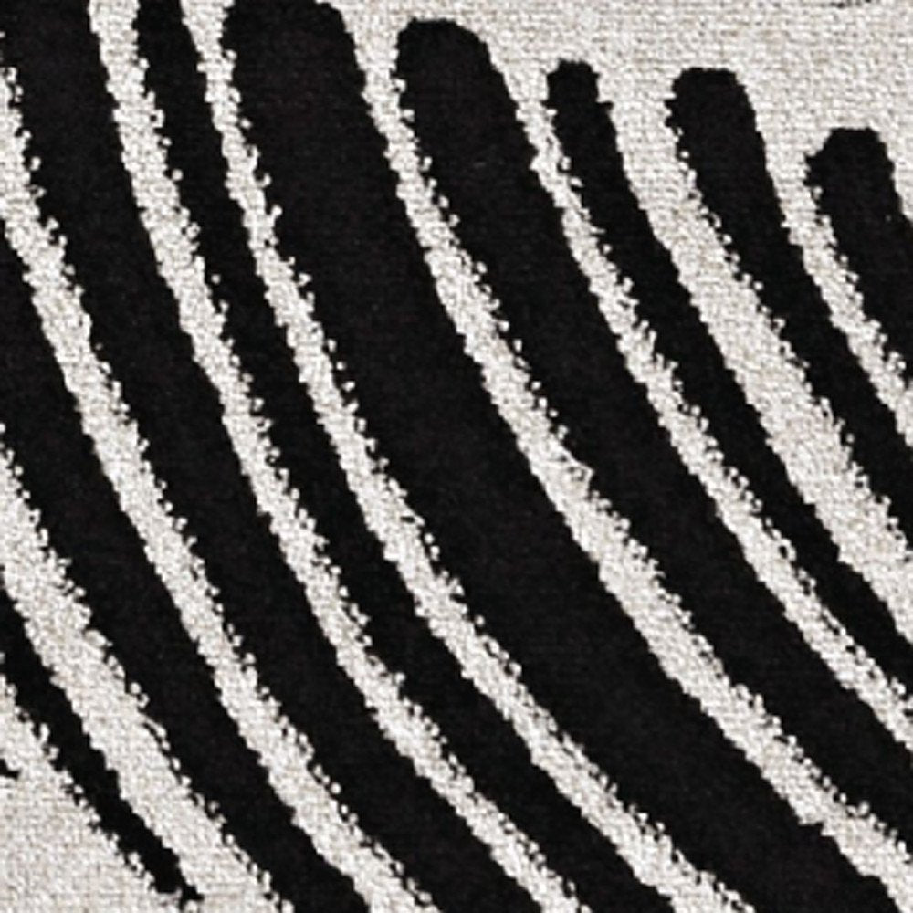 5' X 8' Black And White Abstract Indoor Outdoor Area Rug