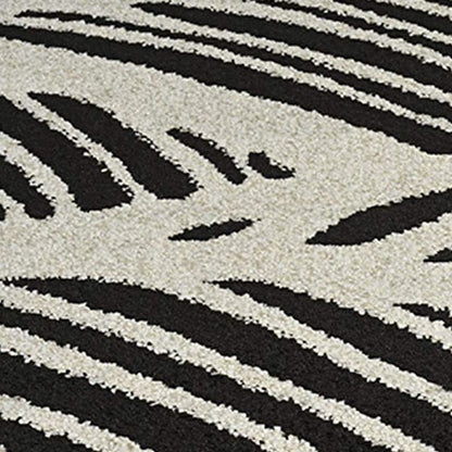 2' X 4' Black And White Abstract Indoor Outdoor Area Rug