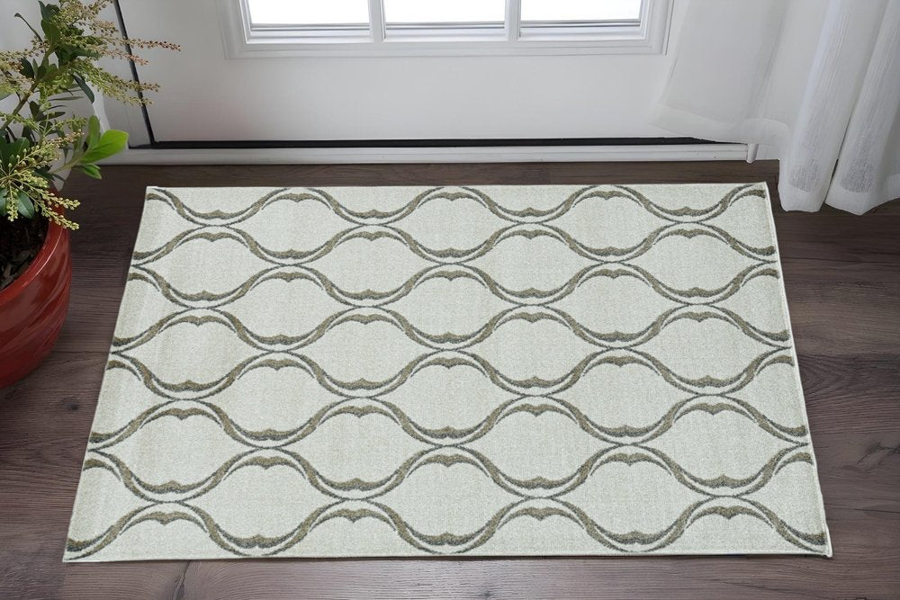 3' X 5' Sand And Green Ogee Area Rug