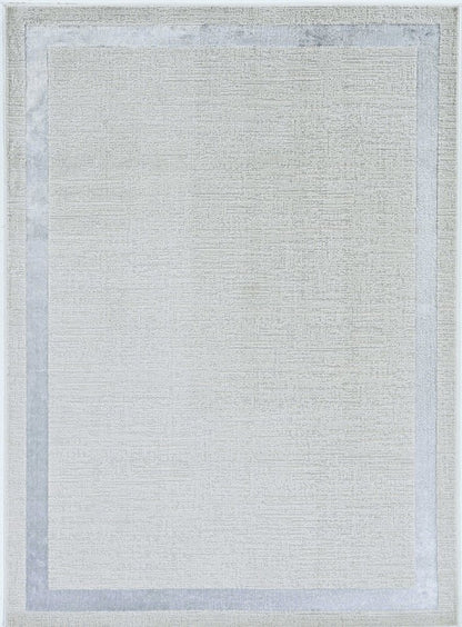 5' X 8' Gray And Ivory Geometric Area Rug