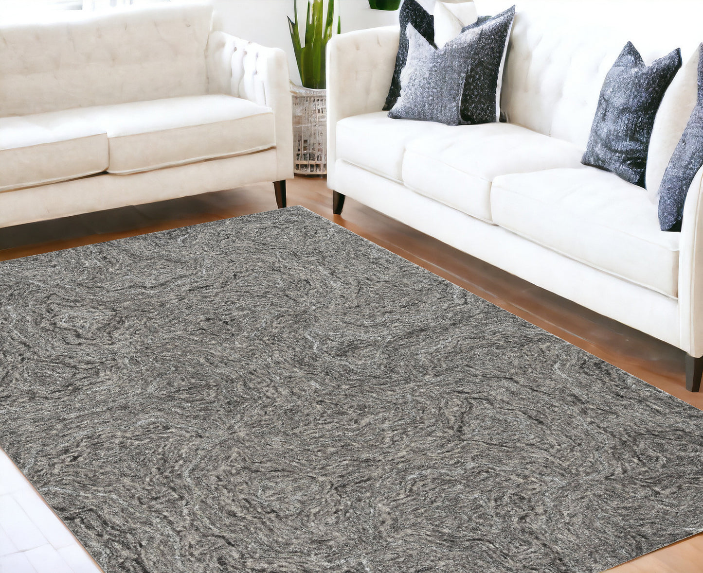 5' X 7' Grey Hand Tufted Abstract Indoor Area Rug