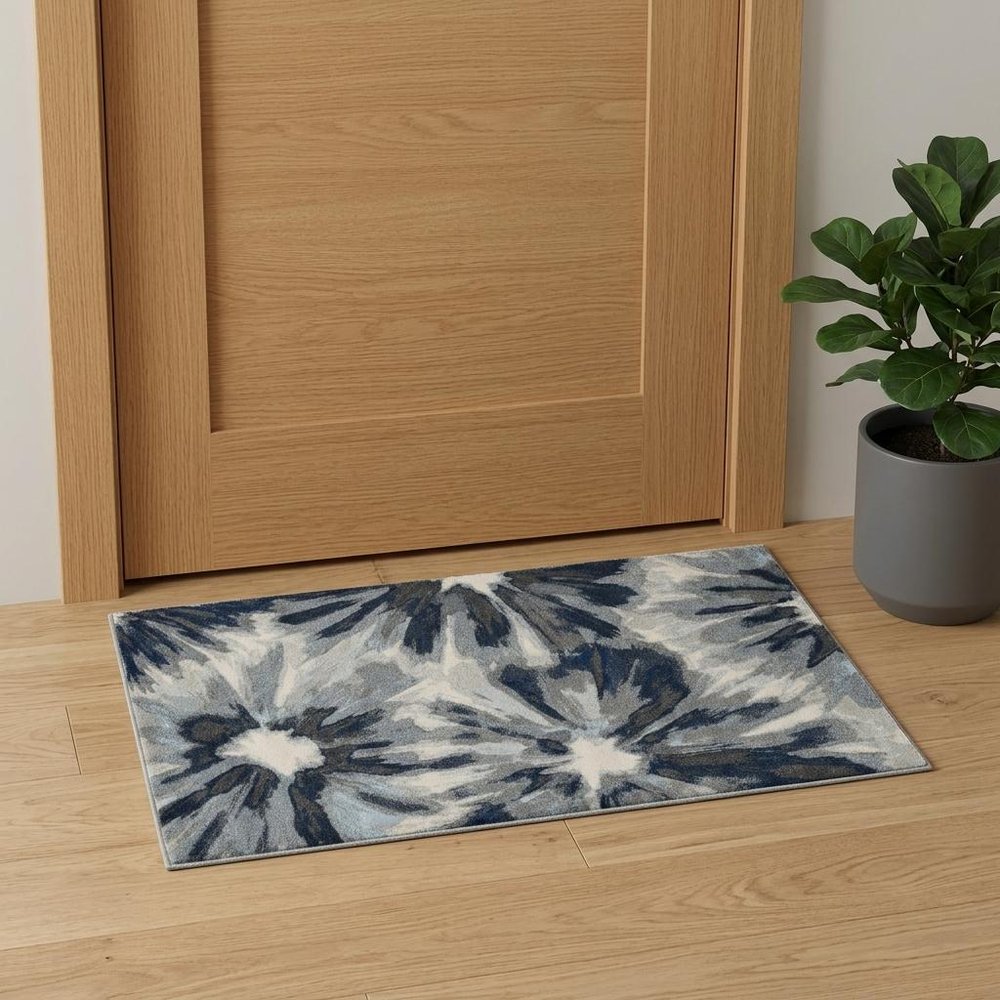 5' X 8' Ivory And Blue Floral Area Rug