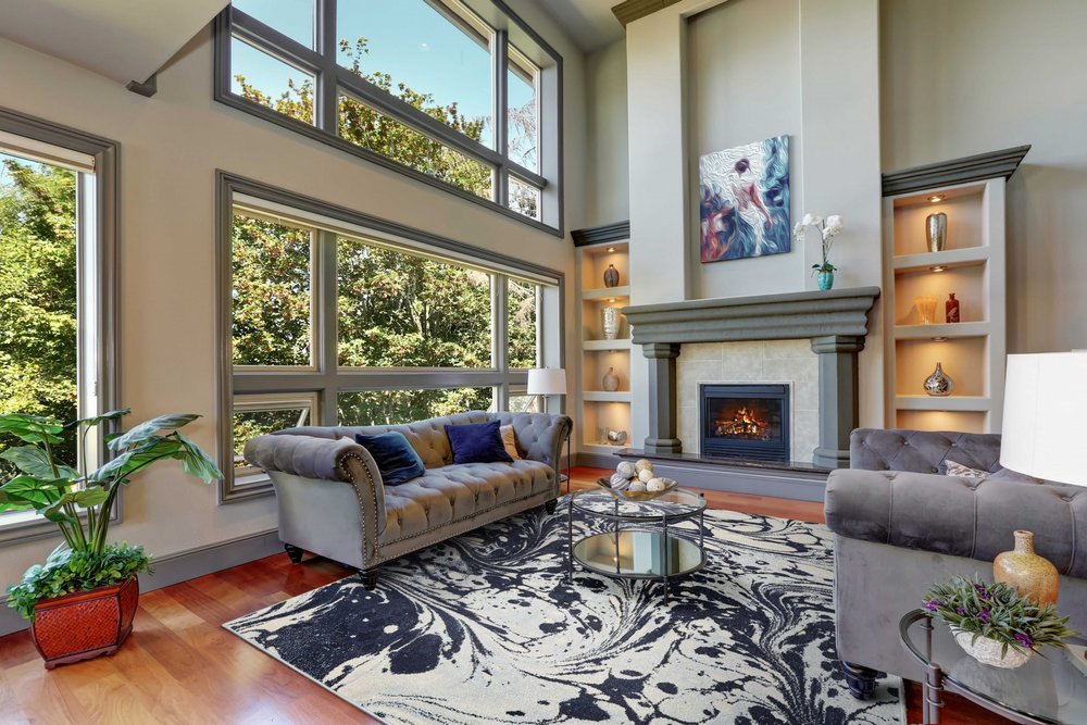 5' X 7' Blue And Ivory Abstract Area Rug