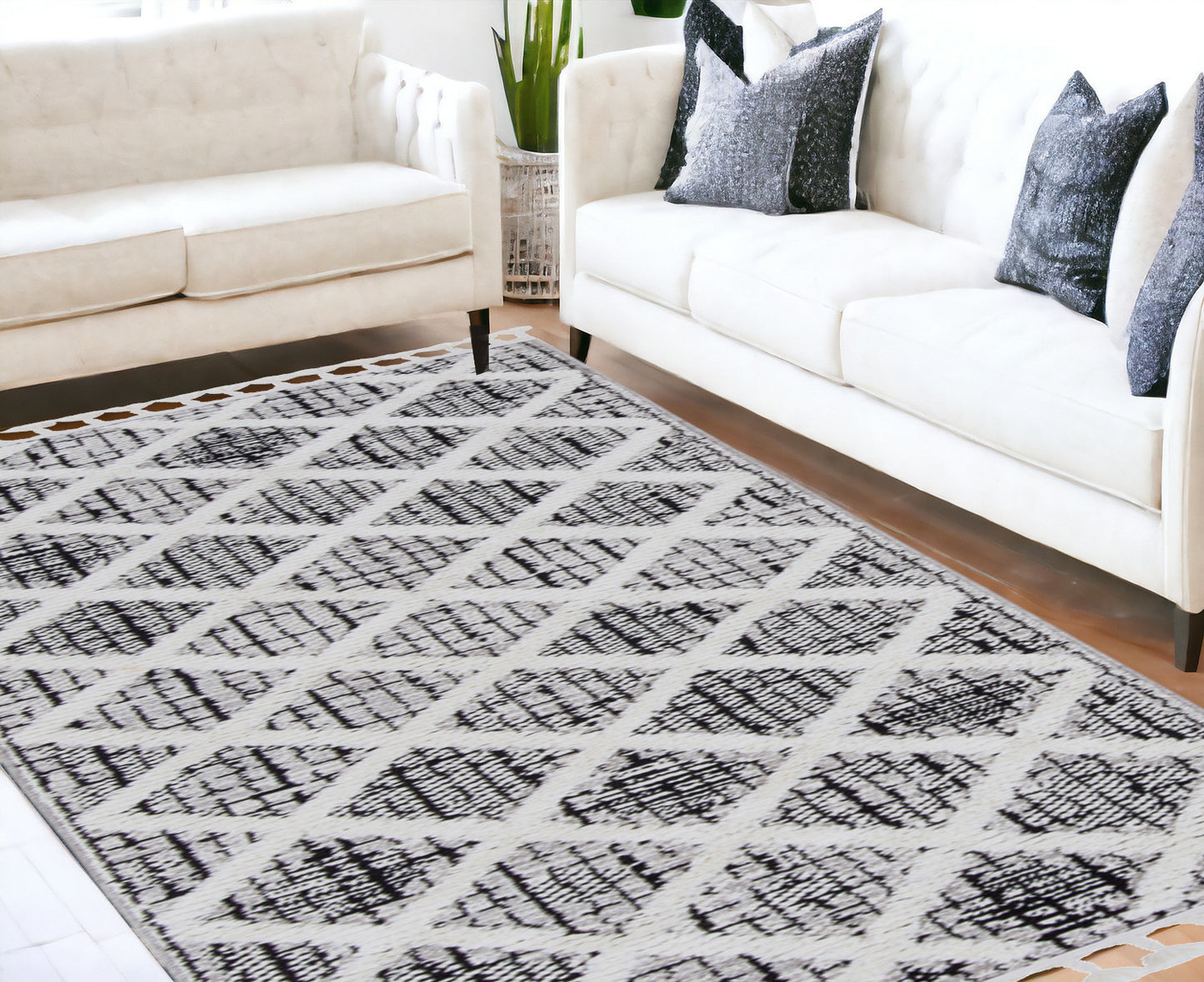 5' X 8' Charcoal Geometric Area Rug