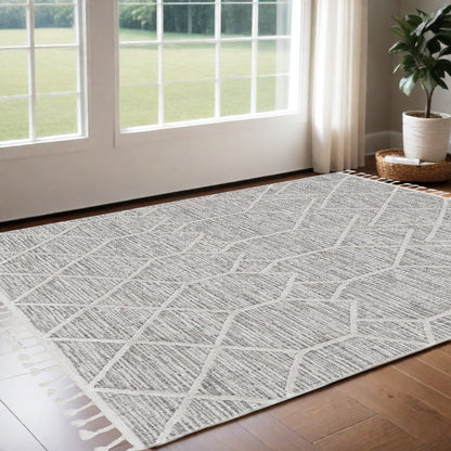 8' X 11' Ivory And Gray Geometric Area Rug With Fringe