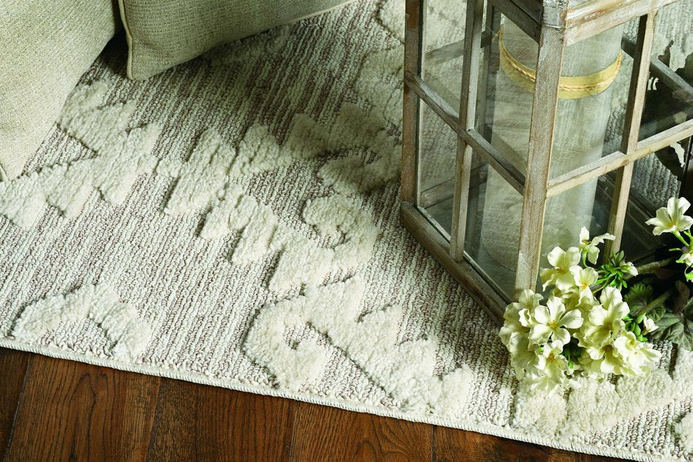 5' X 8' Beige and Ivory Geometric Area Rug