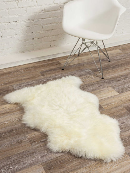 2' X 3' Latte New Zealand Natural Sheepskin Rug