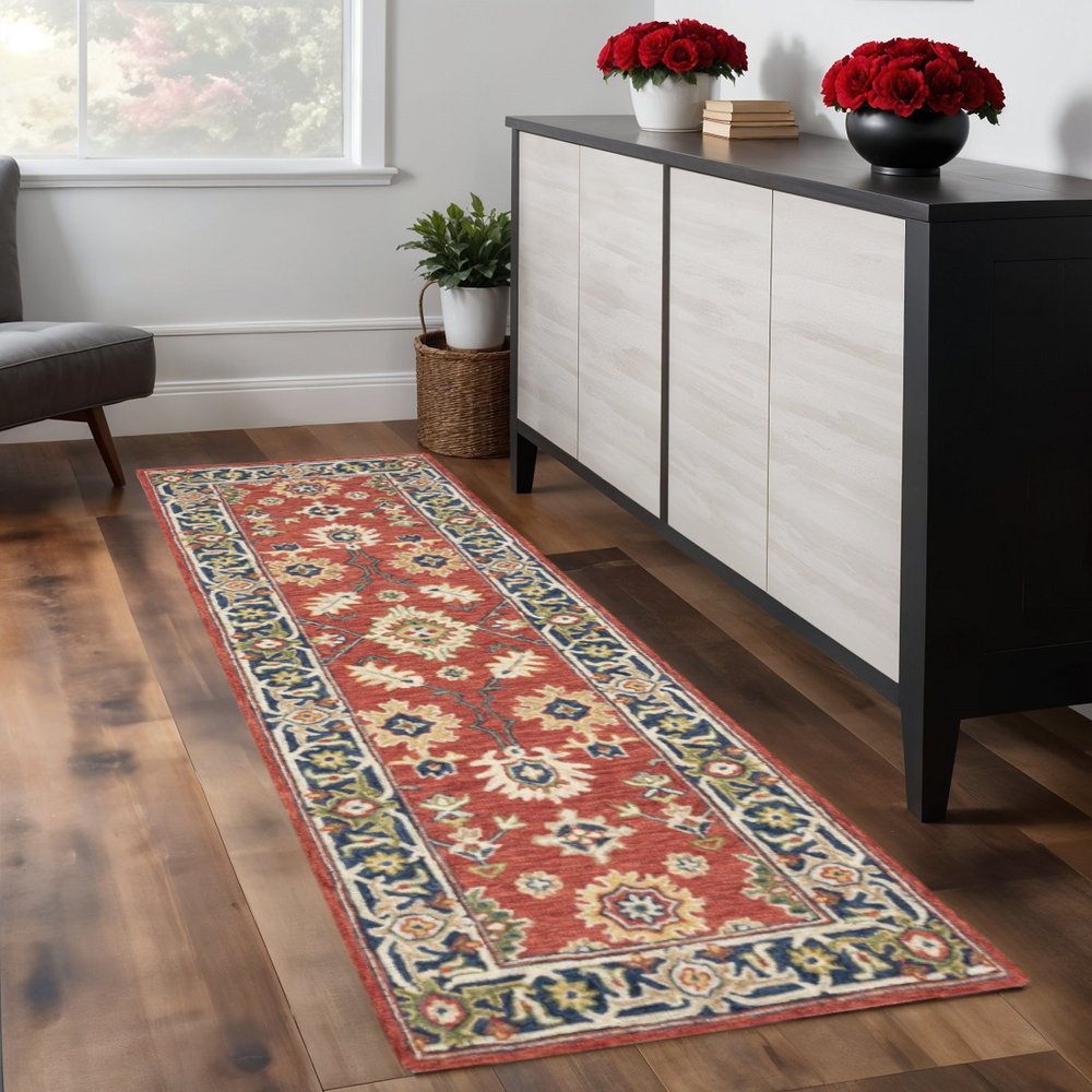 8' Red And Green Wool Hand Tufted Runner Rug