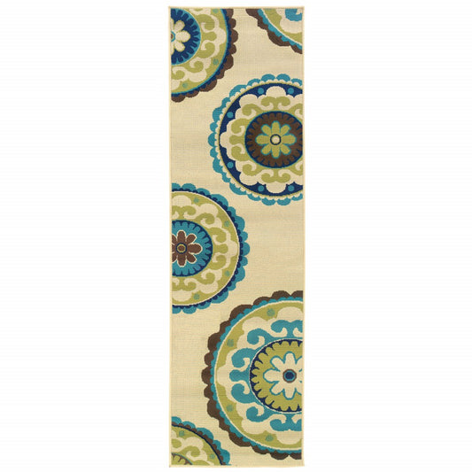 4' X 6' Green and Ivory Floral Indoor Outdoor Area Rug