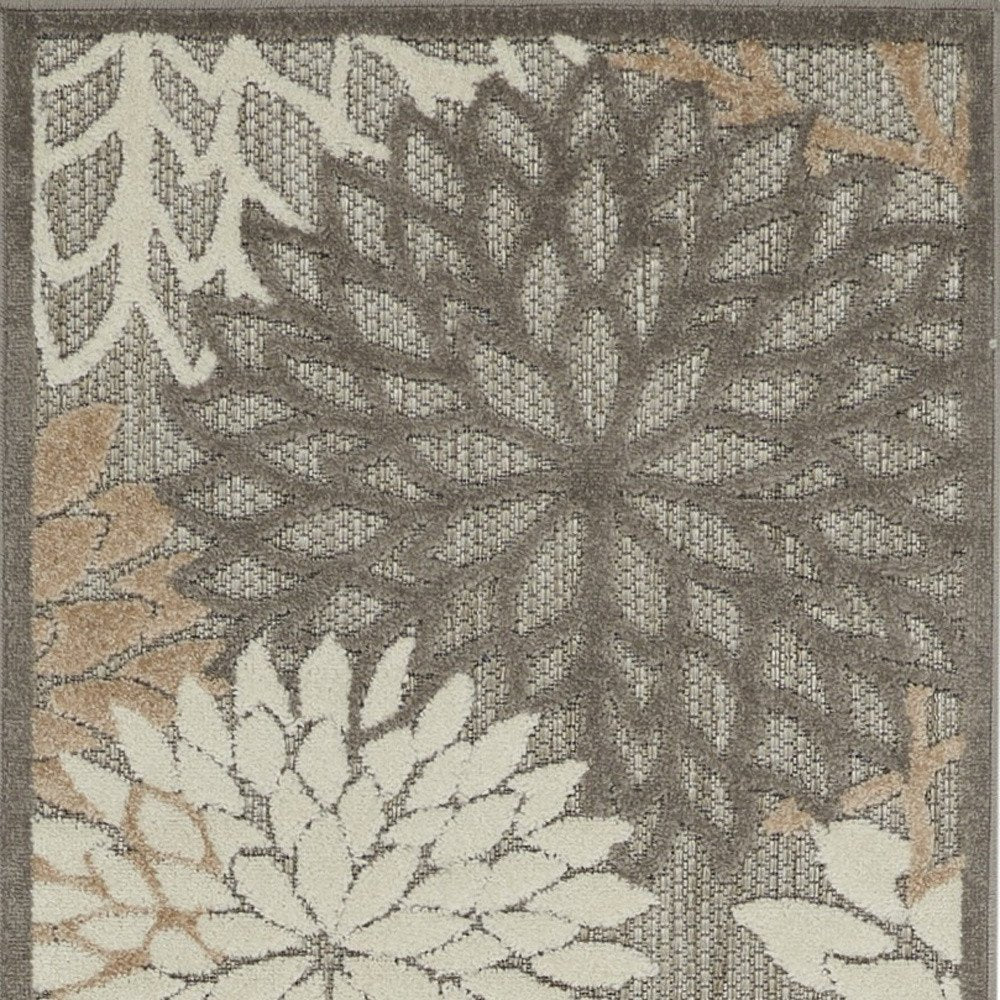 4' X 6' Gray And Ivory Indoor Outdoor Area Rug