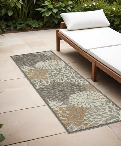 10' Gray And Ivory Indoor Outdoor Area Rug