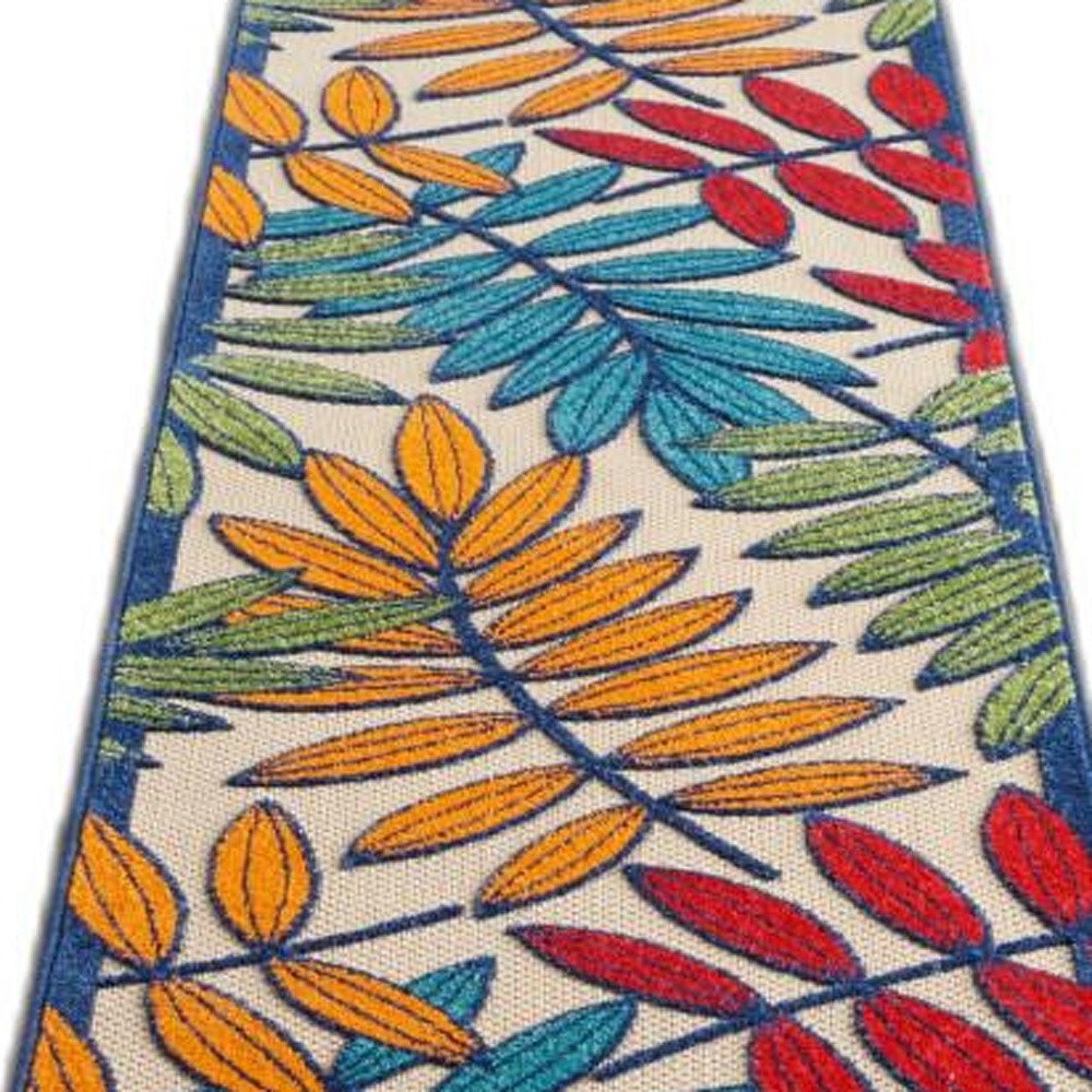 7' X 10' Ivory And Blue Floral Indoor Outdoor Area Rug