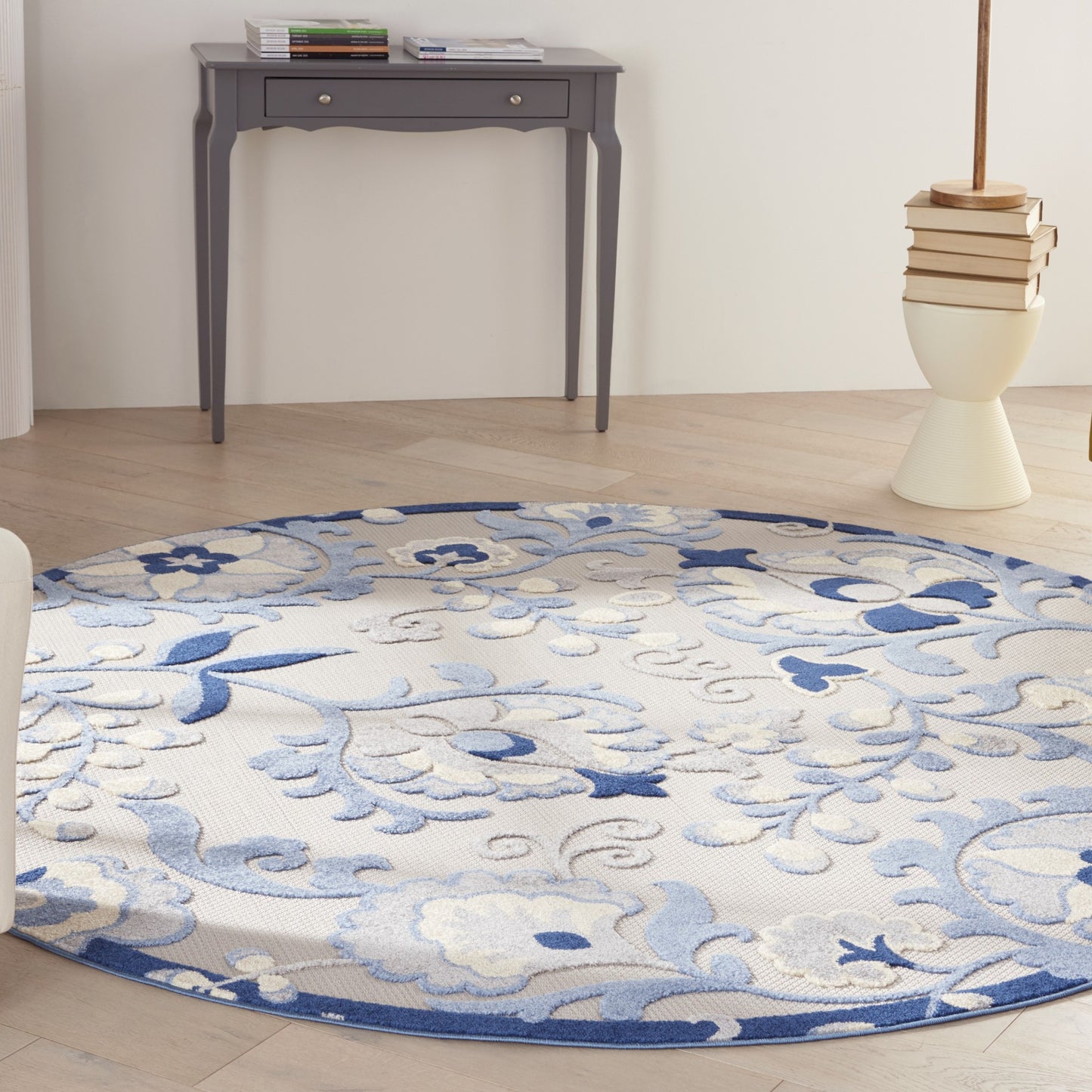 5' Round Blue And Gray Round Floral Indoor Outdoor Area Rug