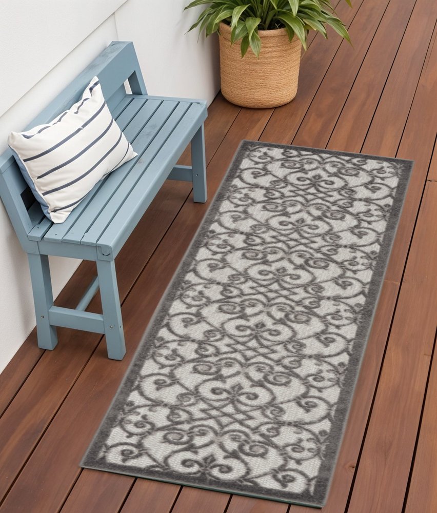 8' Gray Indoor Outdoor Area Rug