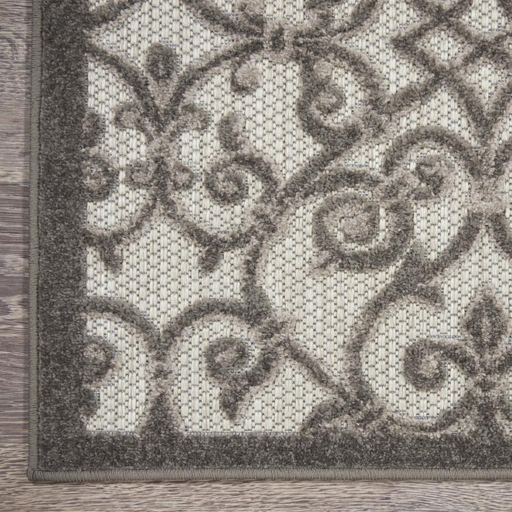 5' X 8' Gray Indoor Outdoor Area Rug