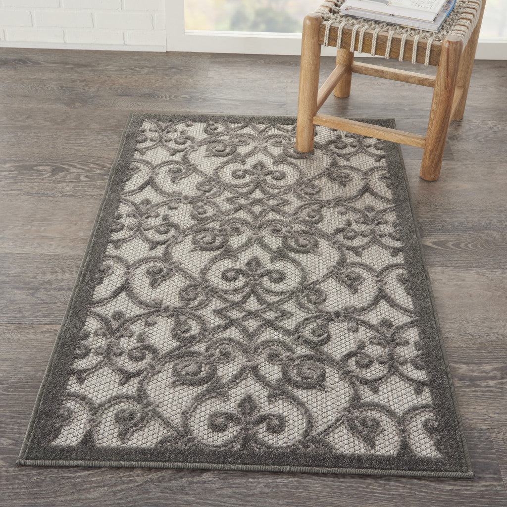 5' X 8' Gray Floral Indoor Outdoor Area Rug