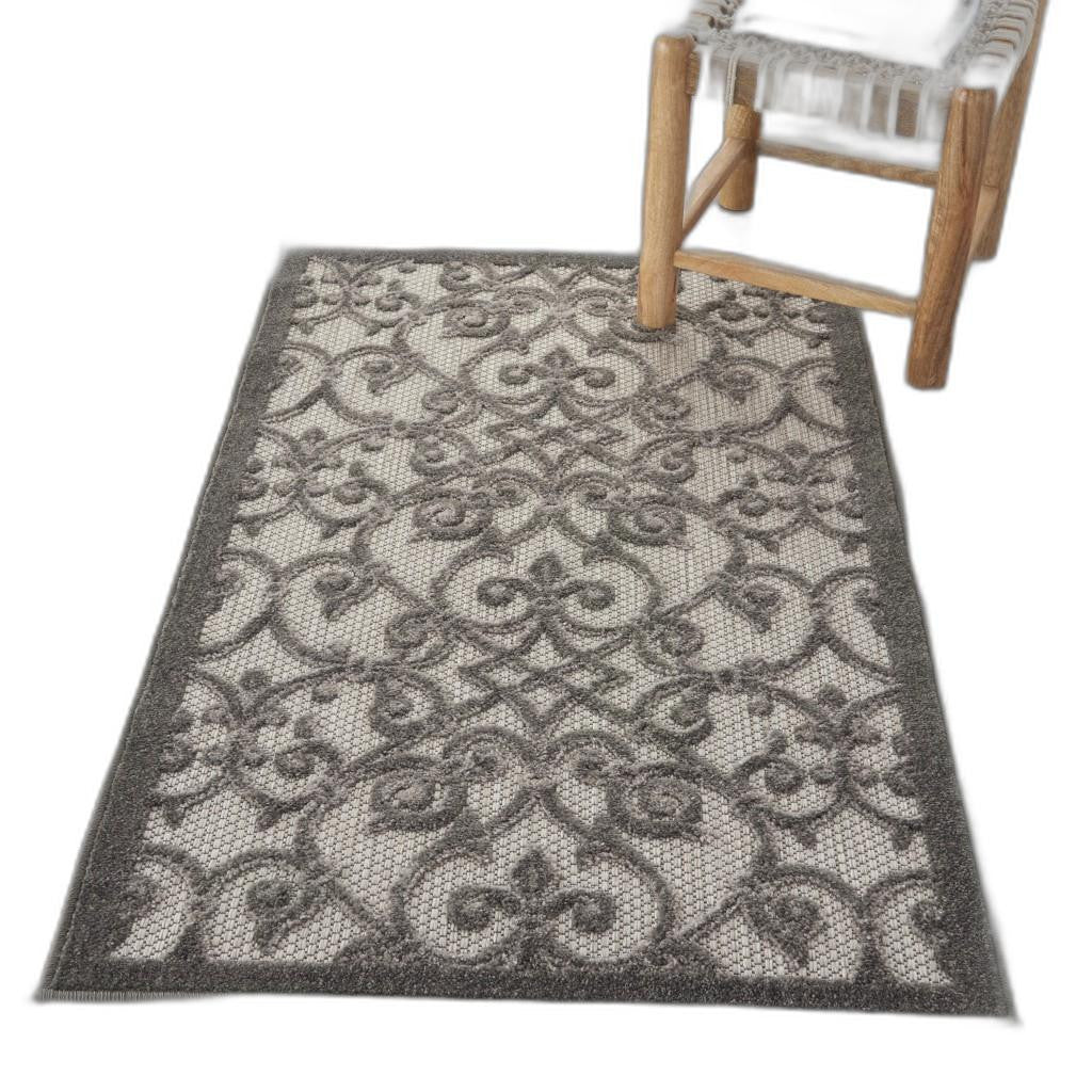 5' X 8' Gray Floral Indoor Outdoor Area Rug